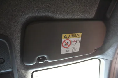 Car image 47