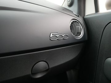 Car image 28