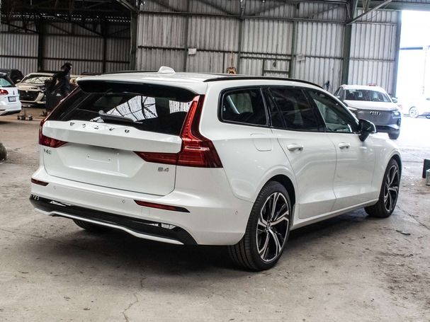 Volvo V60 AWD B4 145 kW image number 3