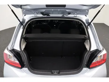 Car image 29