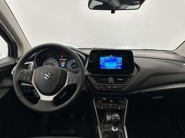 Car image 10