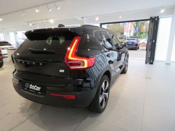 Volvo XC40 R Plug-in Hybrid T4 Design 155 kW image number 6