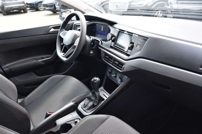 Car image 22