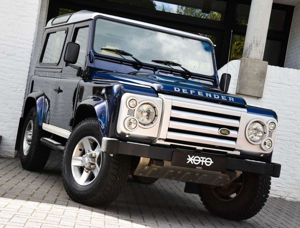 Land Rover Defender 90 90 kW image number 4