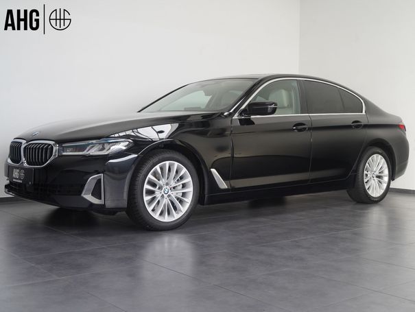 BMW 530d Luxury Line 210 kW image number 2