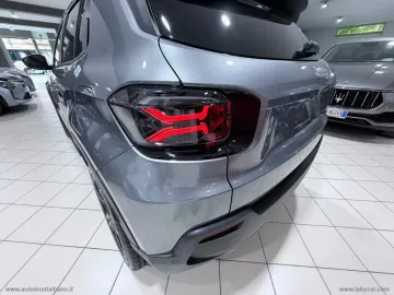 Car image 24