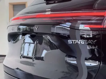 Car image 35