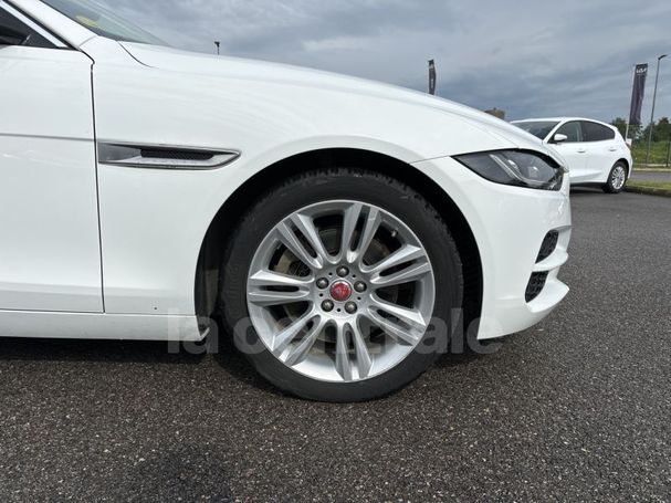 Jaguar XE D180 S 132 kW image number 22