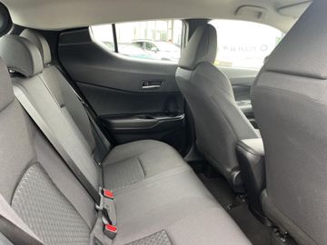 Car image 10