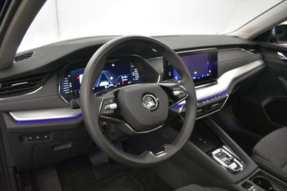 Car image 41