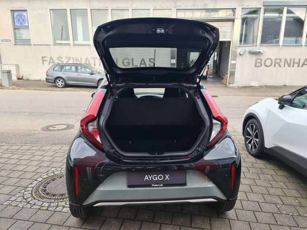 Toyota Aygo X CVT 53 kW image number 2