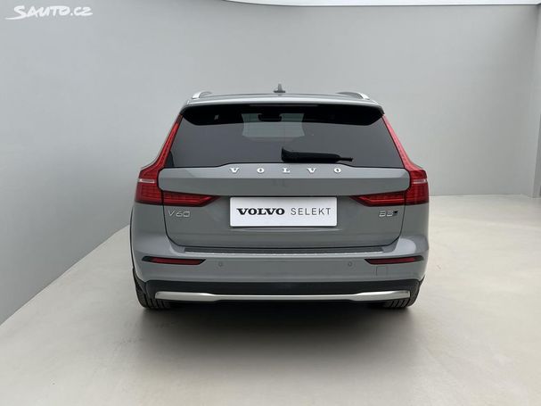 Volvo V60 Cross Country AWD B5 184 kW image number 13