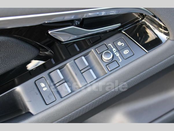 Land Rover Range Rover Evoque 150 4WD SE 110 kW image number 9