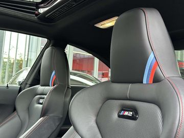 Car image 36