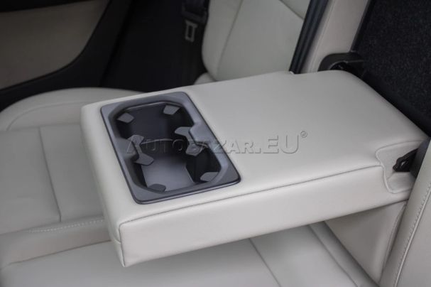 Volvo XC40 B3 Plus Dark 120 kW image number 39