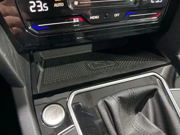Car image 50