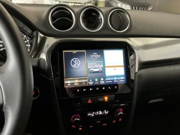 Car image 29