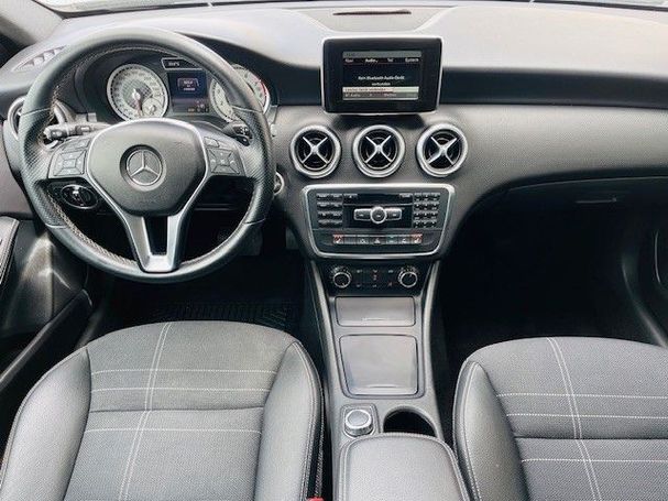 Mercedes-Benz A 180 BlueEFFICIENCY 7G-DCT Urban 90 kW image number 7