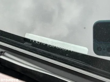 Car image 39