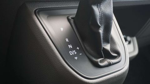 Car image 36