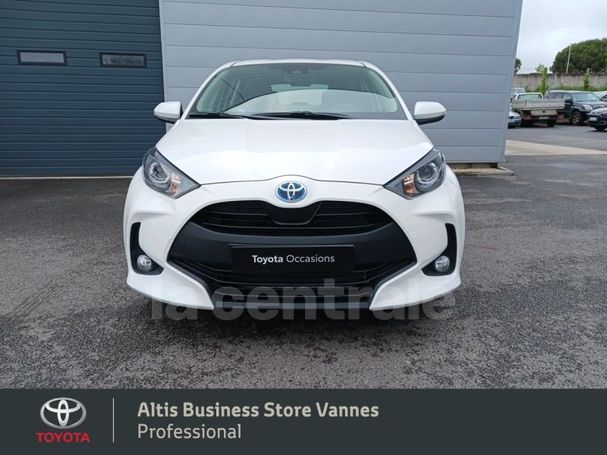 Toyota Yaris Hybrid 85 kW image number 17