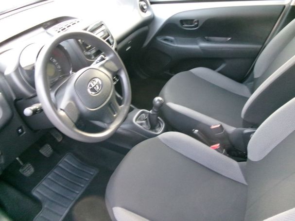 Toyota Aygo X 53 kW image number 6