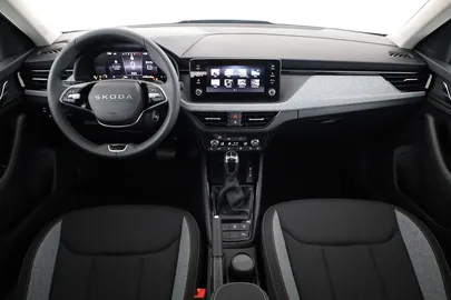 Car image 30