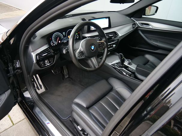 BMW 530i Touring 185 kW image number 17