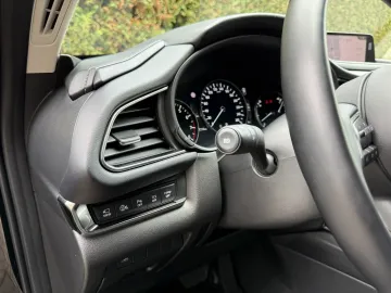 Car image 50