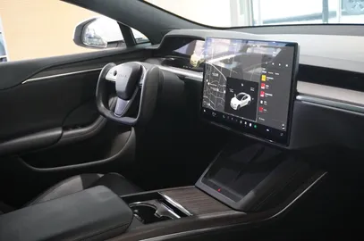 Car image 43