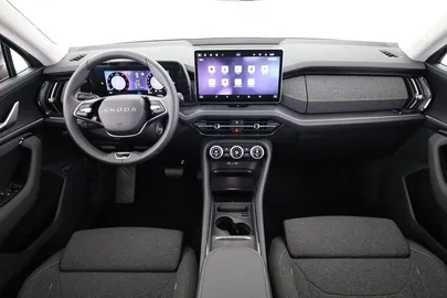 Car image 30
