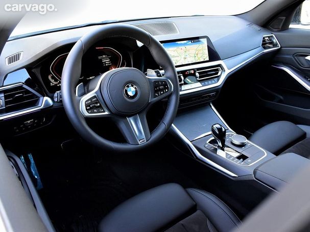 BMW 330d Touring xDrive 210 kW image number 4