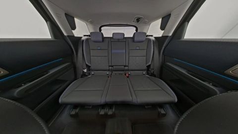 Car image 27