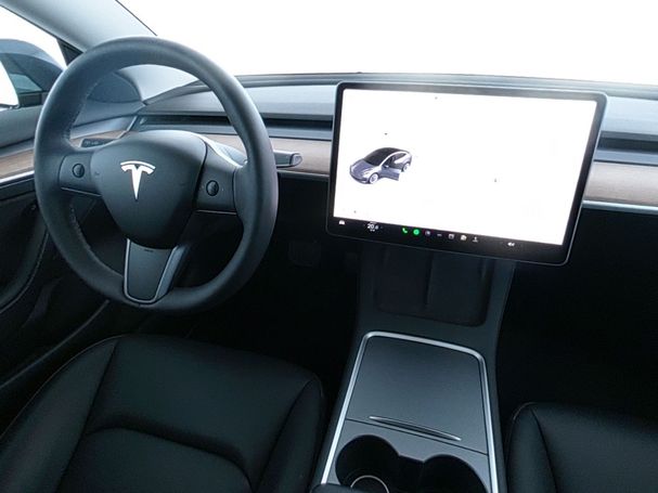 Tesla Model 3 208 kW image number 14