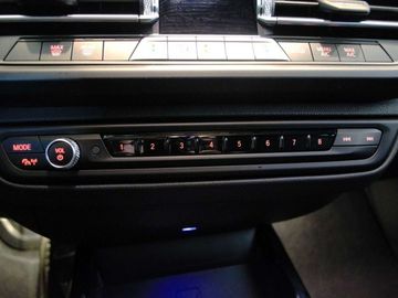 Car image 36