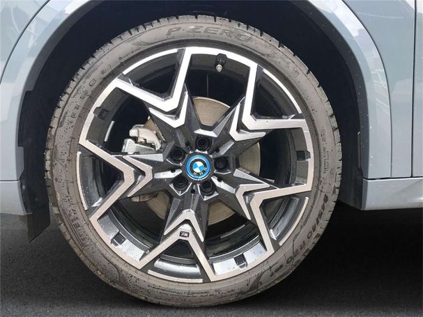 BMW iX2 xDrive30 225 kW image number 5