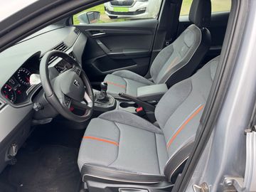 Car image 10