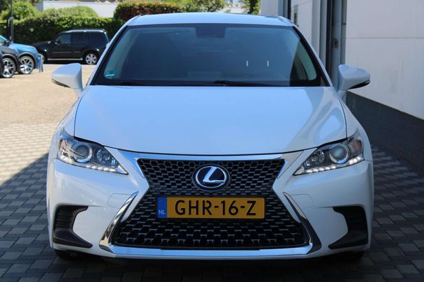 Lexus CT 200h 100 kW image number 28