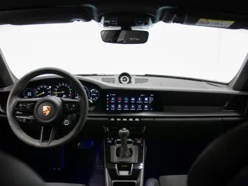 Car image 33