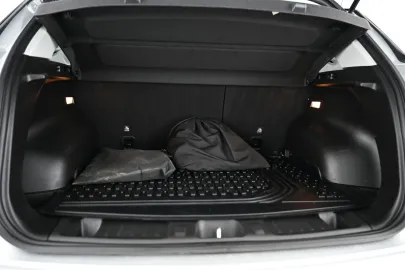 Car image 39