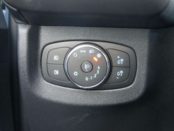 Car image 32