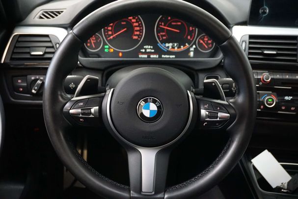 BMW 320d Touring M Sport 140 kW image number 3