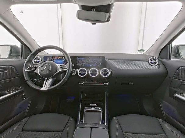 Mercedes-Benz GLA 180 100 kW image number 4