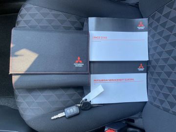 Car image 33