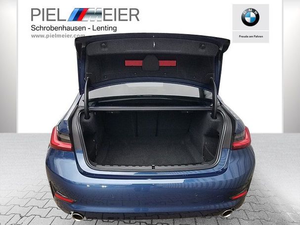 BMW 320i Advantage 135 kW image number 5