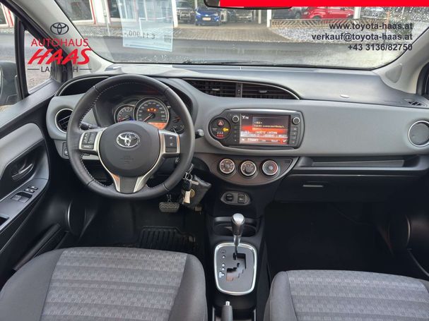 Toyota Yaris VVT-i S 73 kW image number 12