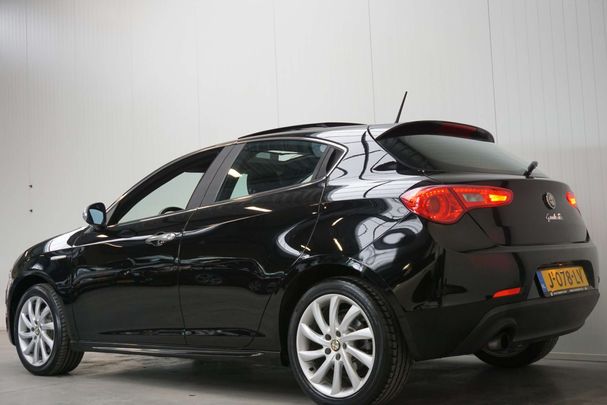 Alfa Romeo Giulietta 1.4 125 kW image number 18