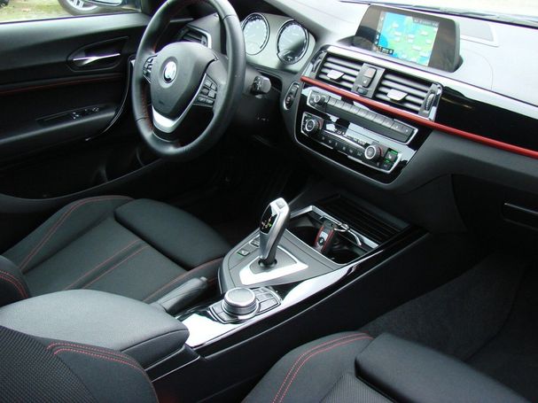 BMW 118i Sport Line 100 kW image number 13