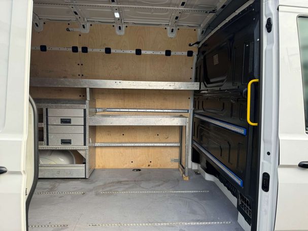 Volkswagen Crafter 35 103 kW image number 13