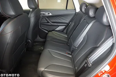 Car image 37